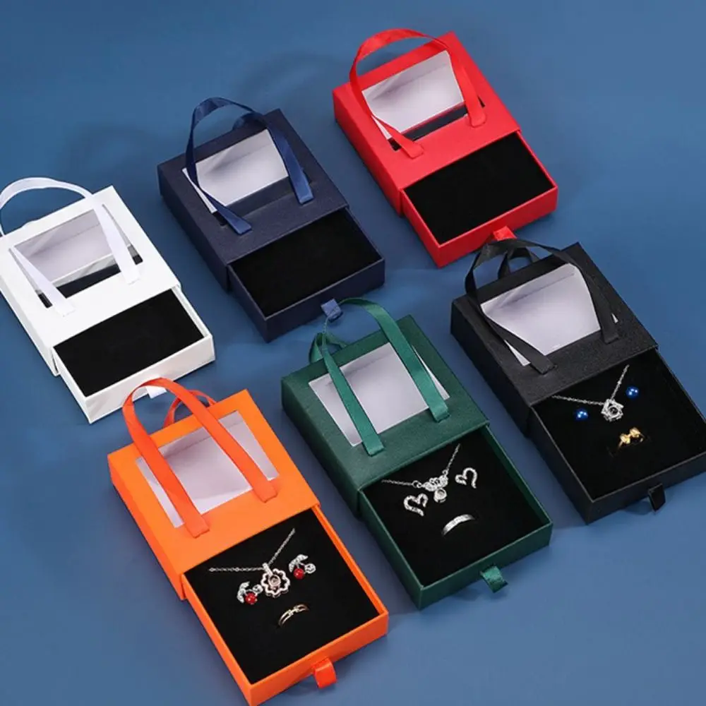 Portable Jewelry Packaging Box Transparent Withdrawable Engagement Necklace Ring Earrings Gifts Paper Display Storage Box
Portable Jewelry Packaging Box Transparent Withdrawable Engagement Necklace Ring Earrings Gifts Paper Display Storage Box