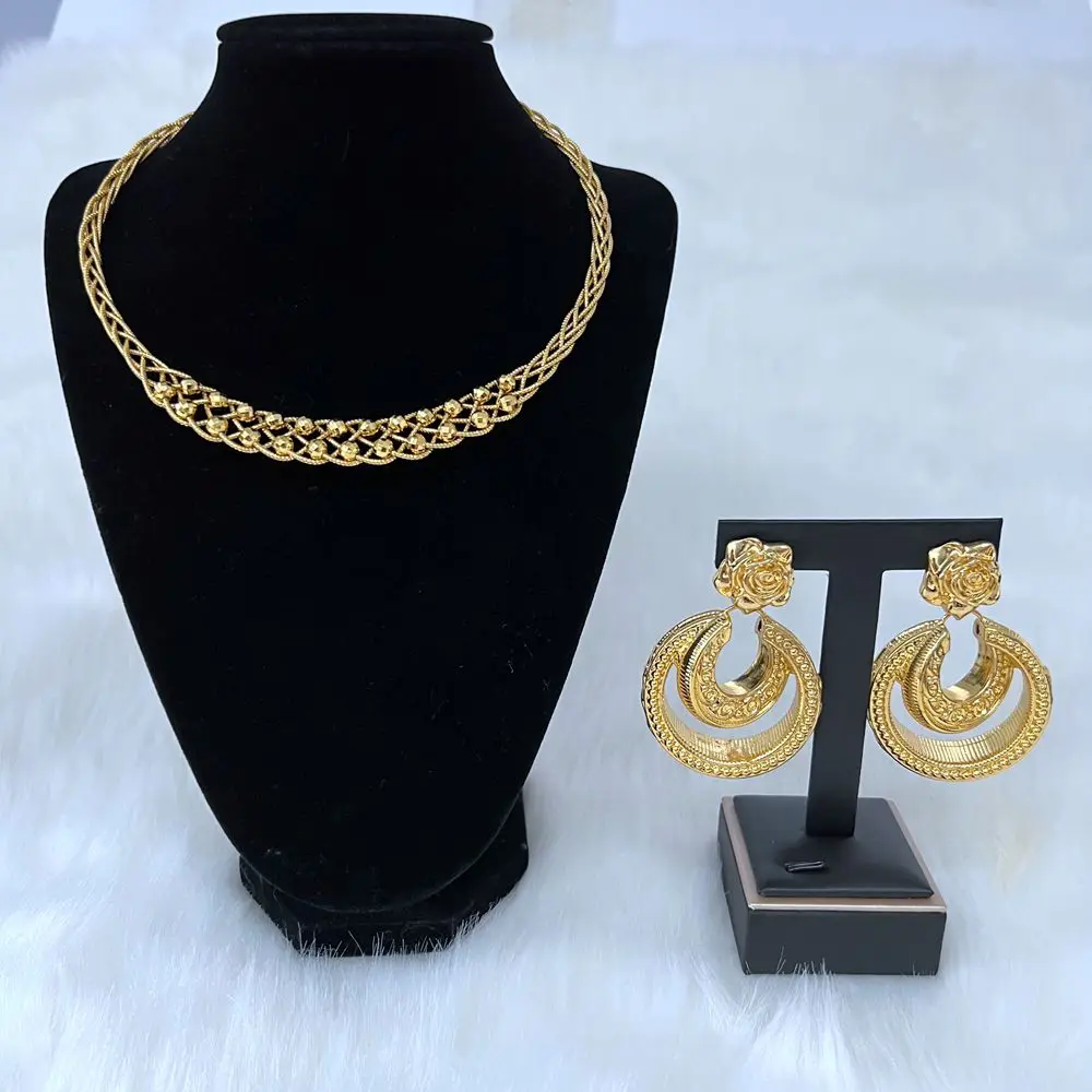 New Fashion Jewelry Sets for Women Brazili Necklace Dubai Dangle Drop Earrings Trend Gold Plated for Clothing Accessories Party
New Fashion Jewelry Sets for Women Brazili Necklace Dubai Dangle Drop Earrings Trend Gold Plated for Clothing Accessories Party