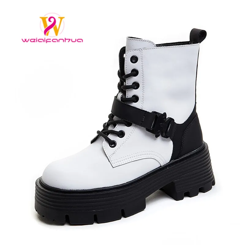 Marton Shoes Woman Fall/Winter20 22 New Leather Thick Soled British Style Booties Fashion Versatile Vintage Biker Boots
Marton Shoes Woman Fall/Winter20 22 New Leather Thick Soled British Style Booties Fashion Versatile Vintage Biker Boots