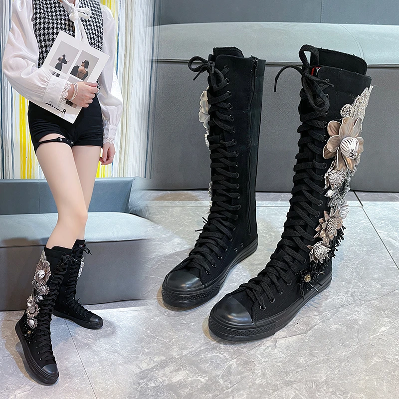 2022 Spring Autumn New Natonal Style Slim Flat Heels Embroidery Zipper Plus Canvas Women Knee-High Long Boots Fashion All-match
2022 Spring Autumn New Natonal Style Slim Flat Heels Embroidery Zipper Plus Canvas Women Knee-High Long Boots Fashion All-match
