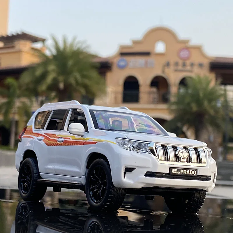 1:32 Toyota Prado SUV Alloy Car Model Diecasts Metal Toy Off-road Vehicles Car Model Simulation Sound Light Collection Kids Gift
1:32 Toyota Prado SUV Alloy Car Model Diecasts Metal Toy Off-road Vehicles Car Model Simulation Sound Light Collection Kids Gift