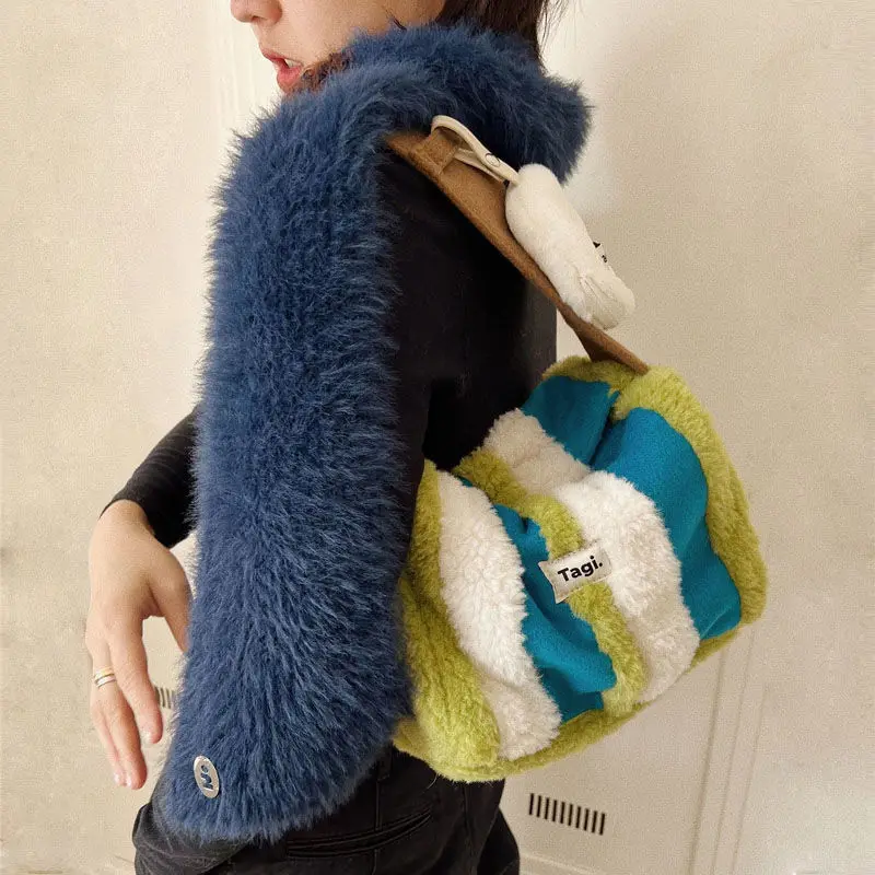 Brand Designer Fashion Plush Women Shoulder Bags Candy Furry Casual Ladies Armpit Bag Shopper Work Female Handbags Girls Purses
Brand Designer Fashion Plush Women Shoulder Bags Candy Furry Casual Ladies Armpit Bag Shopper Work Female Handbags Girls Purses