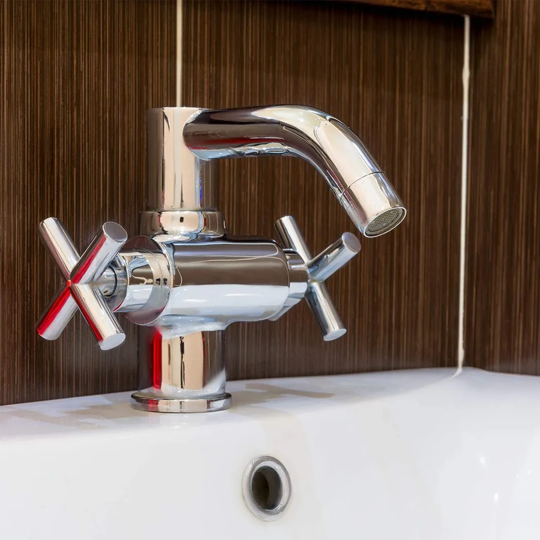 Update your sink with our overflow cover ring easy installation, modern chrome print, suitable for most wash basins
Update your sink with our overflow cover ring easy installation, modern chrome print, suitable for most wash basins