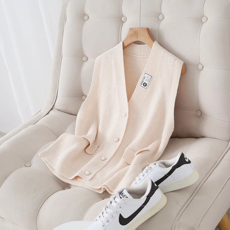Cardigan sweater Dimensional fashion V-neck knitting vest female autumn and winter wild loose sleeveless hippy vest sweater
Cardigan sweater Dimensional fashion V-neck knitting vest female autumn and winter wild loose sleeveless hippy vest sweater
