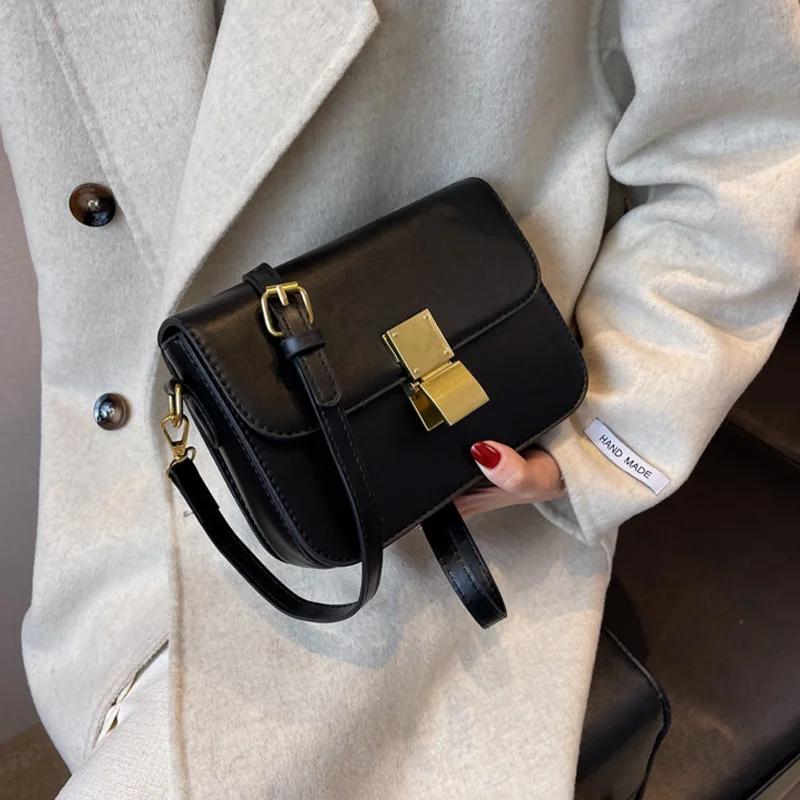 Retro Large Capacity Women Bag New Classic Fashion Versatile Tofu Style Shoulder bag Small Square Ladies Handbag
Retro Large Capacity Women Bag New Classic Fashion Versatile Tofu Style Shoulder bag Small Square Ladies Handbag