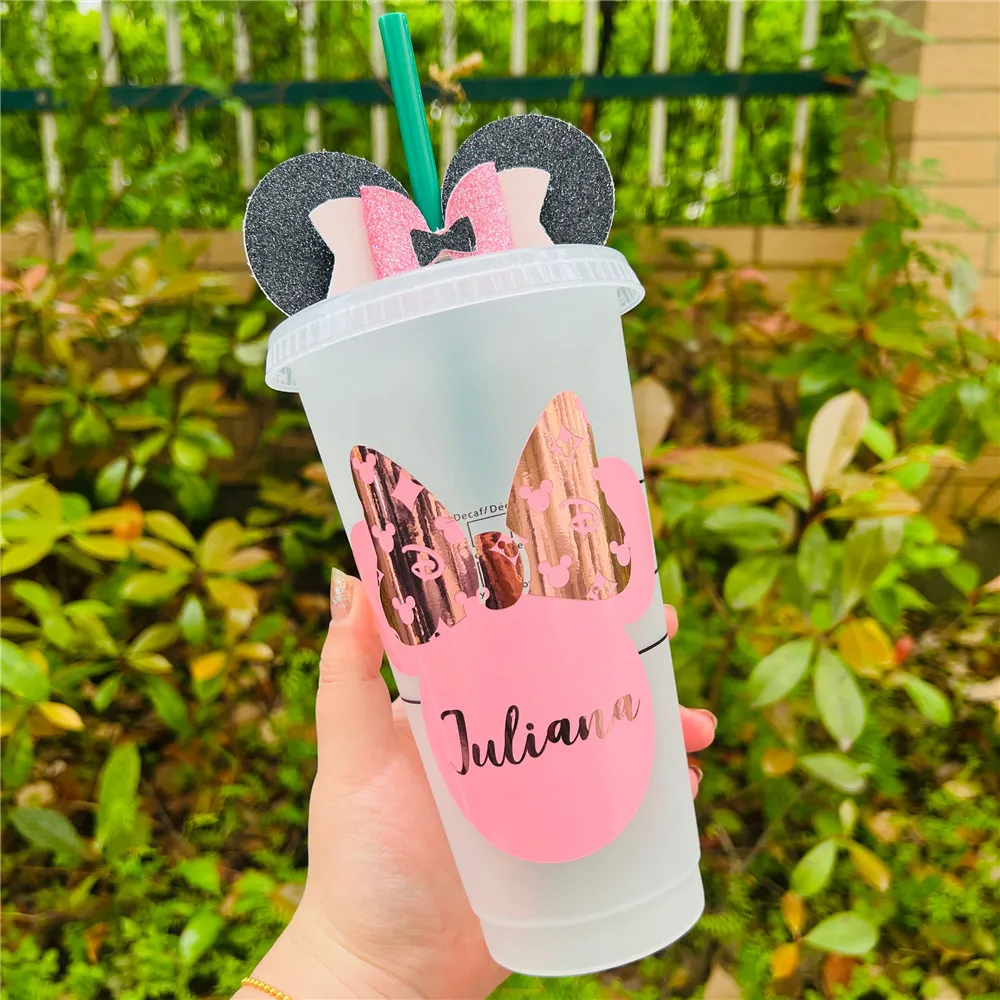 Многоразовая чашка «Минни Маус» Venti с персонализированным дизайном, пластиковая соломенная чашка, подарки на день рождения, чашки для кофе ...
Многоразовая чашка «Минни Маус» Venti с персонализированным дизайном, пластиковая соломенная чашка, подарки на день рождения, чашки для кофе ...