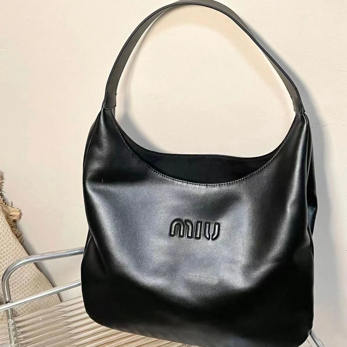 2023 New Luxury Fashion High Quality Original Ladies Bag Handbag Casual Ladies Messenger Bag Shoulder Bag Tote Bag
2023 New Luxury Fashion High Quality Original Ladies Bag Handbag Casual Ladies Messenger Bag Shoulder Bag Tote Bag