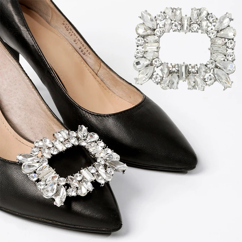 New Luxury Rhinestones Crystal Shoe Decorations Women Shoes Clips DIY Shoe Charms Jewely Square Shoes Decorative Accessories
New Luxury Rhinestones Crystal Shoe Decorations Women Shoes Clips DIY Shoe Charms Jewely Square Shoes Decorative Accessories