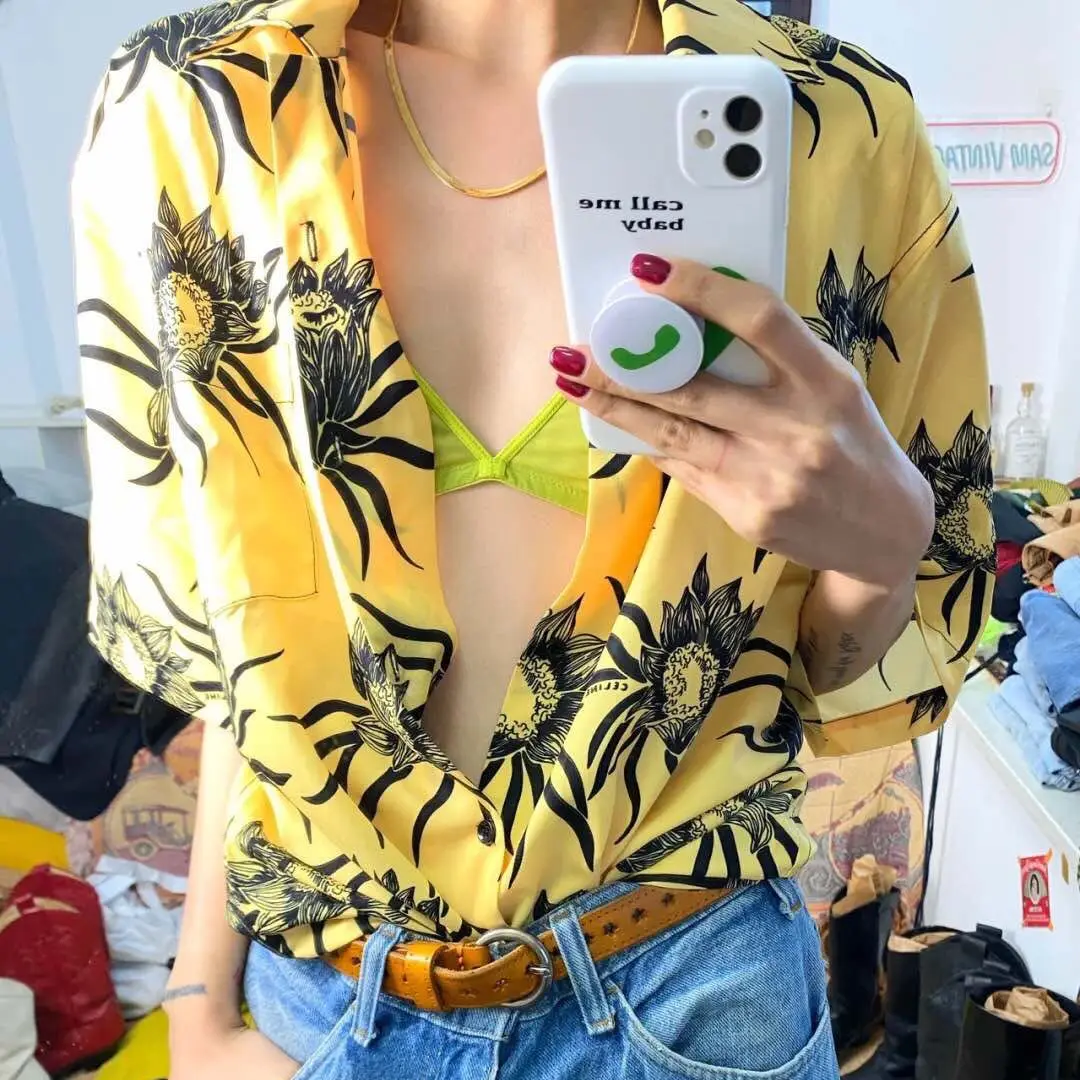 2022 High Quality Vintage Floral Mens Shirt Couples Loose Button Up Shirt Summer Beach Hawaiian Kawaii Blouses Short Sleeve Tops
2022 High Quality Vintage Floral Mens Shirt Couples Loose Button Up Shirt Summer Beach Hawaiian Kawaii Blouses Short Sleeve Tops