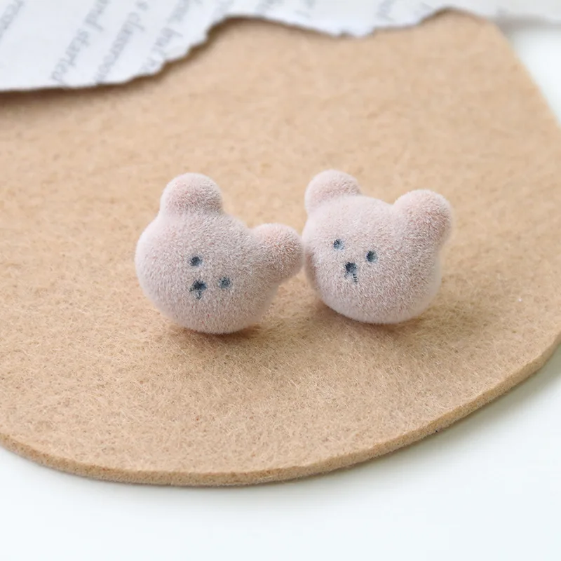 5pcs Kawaii Cute cartoon plush flocked bear stud earrings accessories handmade sweet earrings earrings material wholesale
5pcs Kawaii Cute cartoon plush flocked bear stud earrings accessories handmade sweet earrings earrings material wholesale