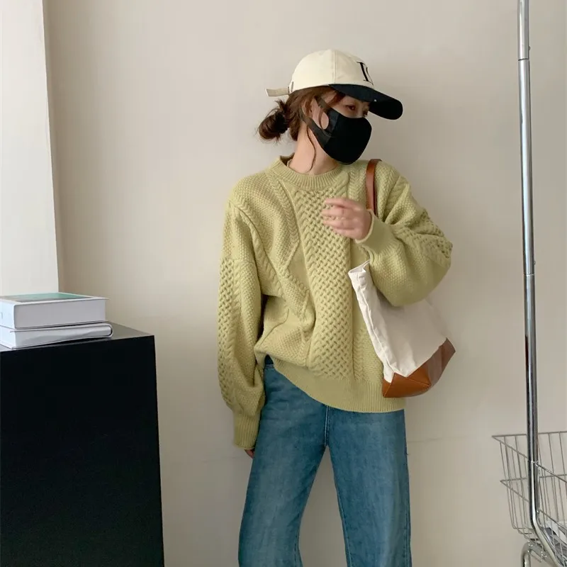 Winter women's casual solid round neck long sleeve loose sweater
Winter women's casual solid round neck long sleeve loose sweater