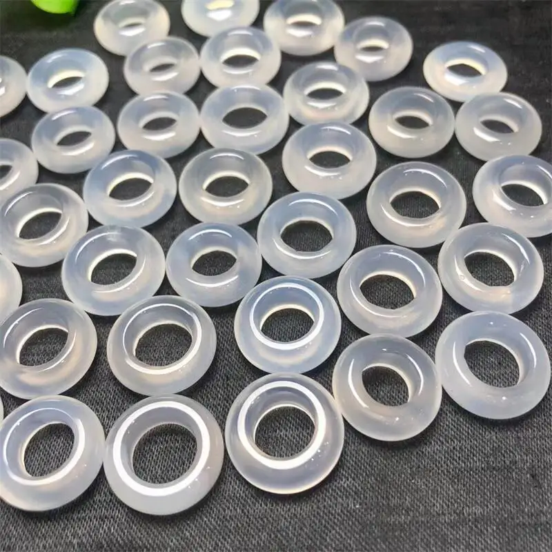 5PCS Natural White Agate Running Loop Pendant DIY Party Jewelry Holiday Fengshui Gift For Women Healing Energy Gemstone
5PCS Natural White Agate Running Loop Pendant DIY Party Jewelry Holiday Fengshui Gift For Women Healing Energy Gemstone