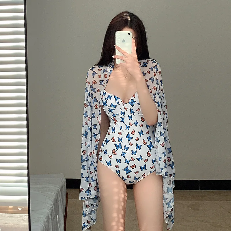 2022 Fashion One-piece Bikini With Tulle Two-piece Suit Butterfly Print Small Fresh Women's Swimsuit Set
2022 Fashion One-piece Bikini With Tulle Two-piece Suit Butterfly Print Small Fresh Women's Swimsuit Set