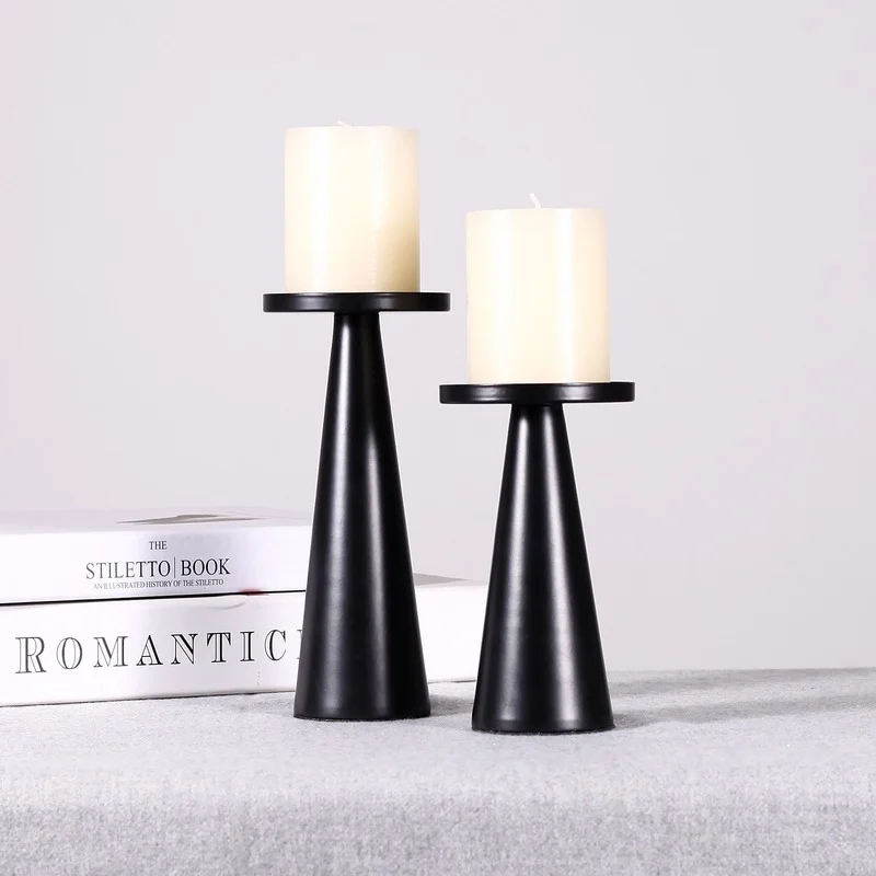 2 pcs Modern Simple Stye Candle Holders Metallic Candlestick for Block Candles Creative Home Decoration Table Decor Candle Stand
2 pcs Modern Simple Stye Candle Holders Metallic Candlestick for Block Candles Creative Home Decoration Table Decor Candle Stand