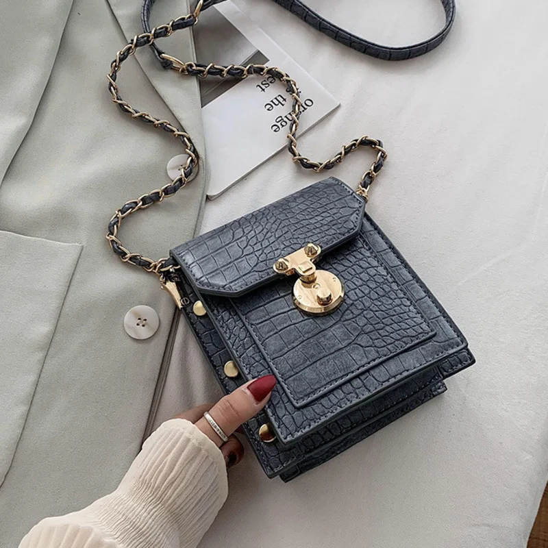 Female Rivet Pu Leather Crossbody Bags For Women 2021 Chain Shoulder Messenger Bag Ladies Hand Sling Luxury Handbags Designer
Female Rivet Pu Leather Crossbody Bags For Women 2021 Chain Shoulder Messenger Bag Ladies Hand Sling Luxury Handbags Designer
