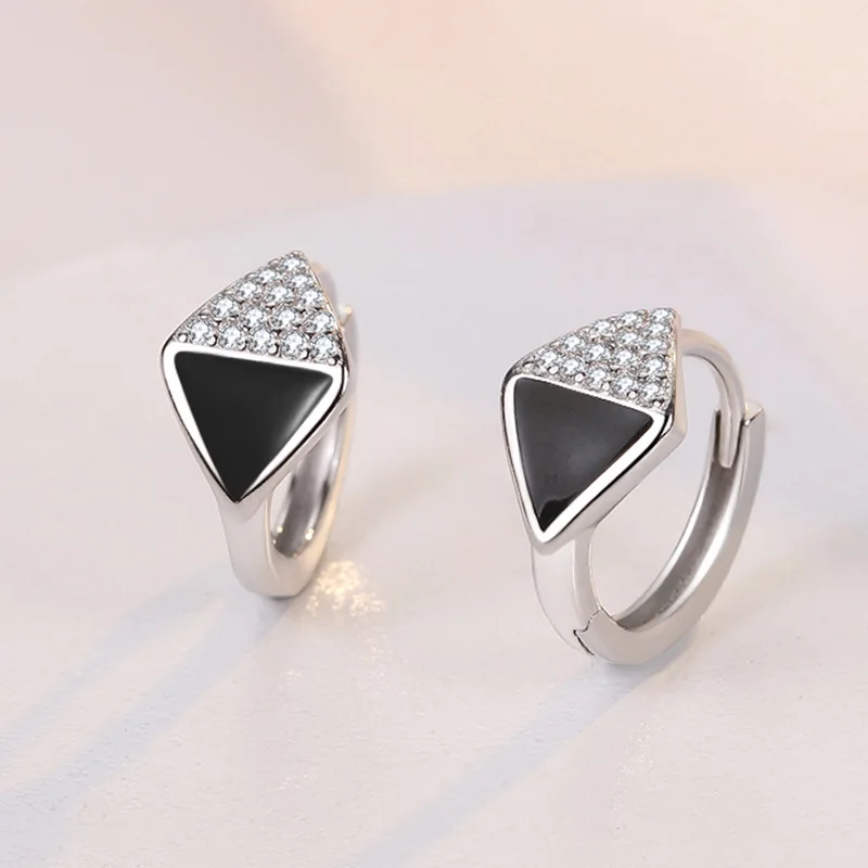 2023 New S925 Sterling Silver Earrings 10MM Fine Triangle Zircon Earrings Women's Fashion Christmas Gift Jewelry
2023 New S925 Sterling Silver Earrings 10MM Fine Triangle Zircon Earrings Women's Fashion Christmas Gift Jewelry