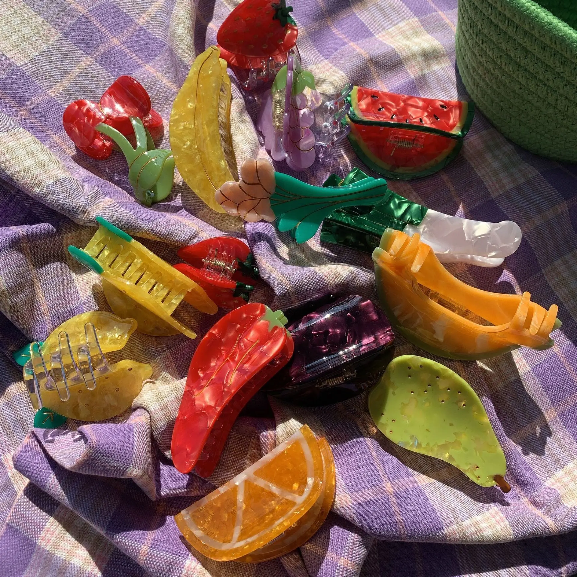 New French niche vegetable and fruit small grab clip wholesale watermelon cherry grape acetic acid hair clip shark clip hair acc
New French niche vegetable and fruit small grab clip wholesale watermelon cherry grape acetic acid hair clip shark clip hair acc