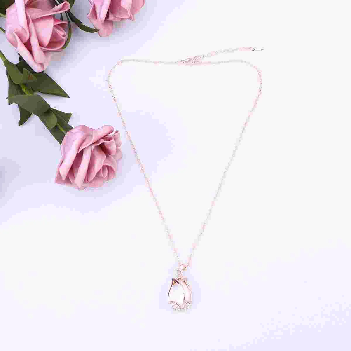 Necklace Stylish Cartoon Personality Couple Tulip Flower Pendant Necklace (Rose Golden and White)
Necklace Stylish Cartoon Personality Couple Tulip Flower Pendant Necklace (Rose Golden and White)