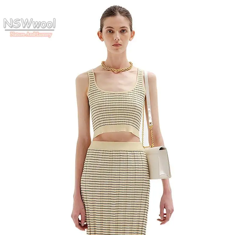 2022 Spring/Summer New Arrival Woman Beige Striped Ribbed Knitted Tank Top Drop Shipping
2022 Spring/Summer New Arrival Woman Beige Striped Ribbed Knitted Tank Top Drop Shipping