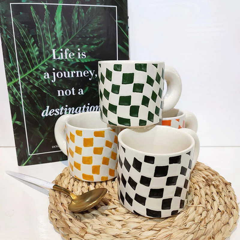 

Ins Net Red Black And White Checkerboard Irregular Color Contrast Hand-Painted Ceramic Cup Mug Water Cup Milk Tea Coffee Cup