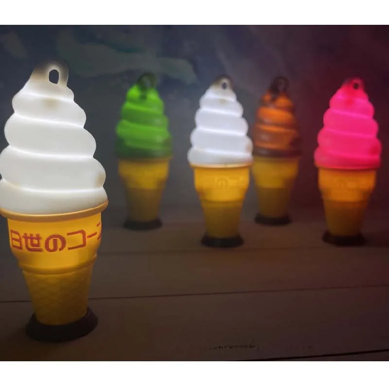 Japanese Genuine Kenelephant Gashapon Capsule Toys Cylinder Ice Cream Glowing Cone Ice Cream Ornament
Japanese Genuine Kenelephant Gashapon Capsule Toys Cylinder Ice Cream Glowing Cone Ice Cream Ornament