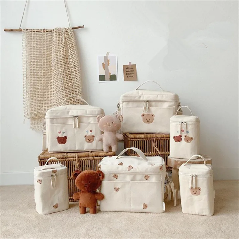 Korea Embroidered Bear Thermal Insulation Bag Baby Stroller Storage Bag Thermal Insulation Bag
Korea Embroidered Bear Thermal Insulation Bag Baby Stroller Storage Bag Thermal Insulation Bag
