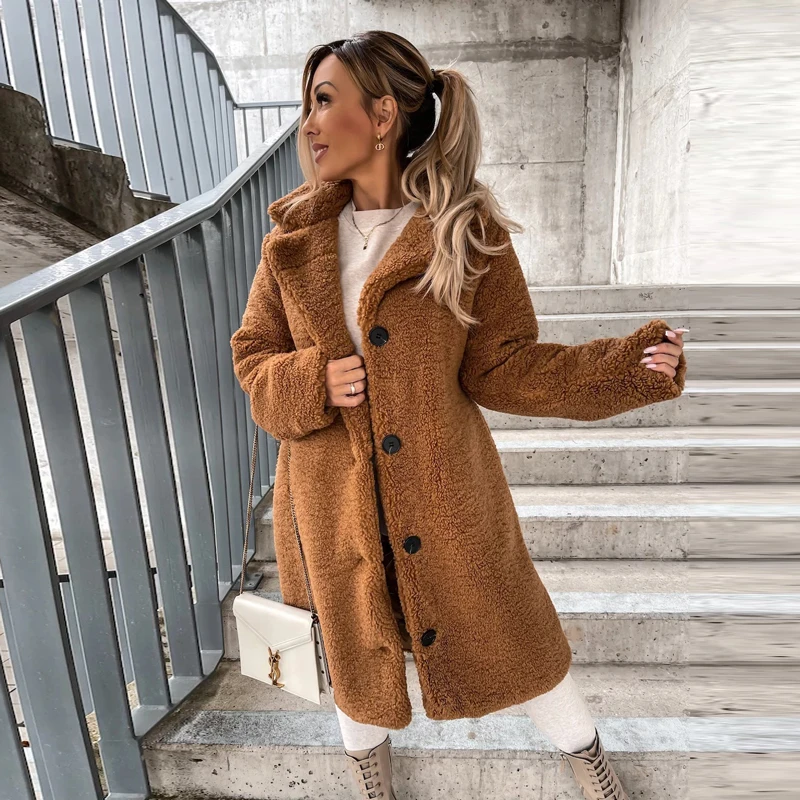 Женское длинное меховое пальто из ягненка, Осень-зима 2023, новая модная однобортная пушистая куртка с лацканами, женская уличная одежда, пальто
Женское длинное меховое пальто из ягненка, Осень-зима 2023, новая модная однобортная пушистая куртка с лацканами, женская уличная одежда, пальто