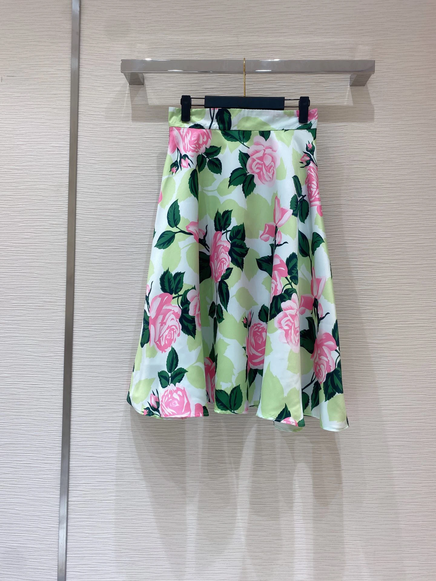 2022 New High Quality Women Floral Printing Skirts Runway Designer Bottoms Elegant Luxury Bohemian Vintage Chic
2022 New High Quality Women Floral Printing Skirts Runway Designer Bottoms Elegant Luxury Bohemian Vintage Chic