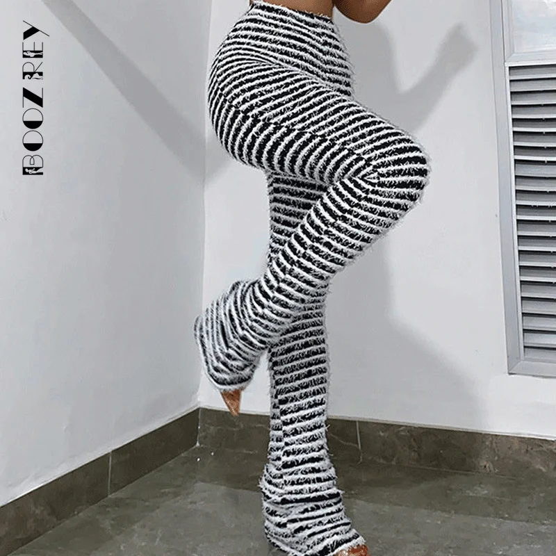 BoozRey новые черно-белые трикотажные брюки женские штаны 2023 модная уличная одежда очень длинные широкие брюки с высокой талией спортивные брюки
BoozRey новые черно-белые трикотажные брюки женские штаны 2023 модная уличная одежда очень длинные широкие брюки с высокой талией спортивные брюки