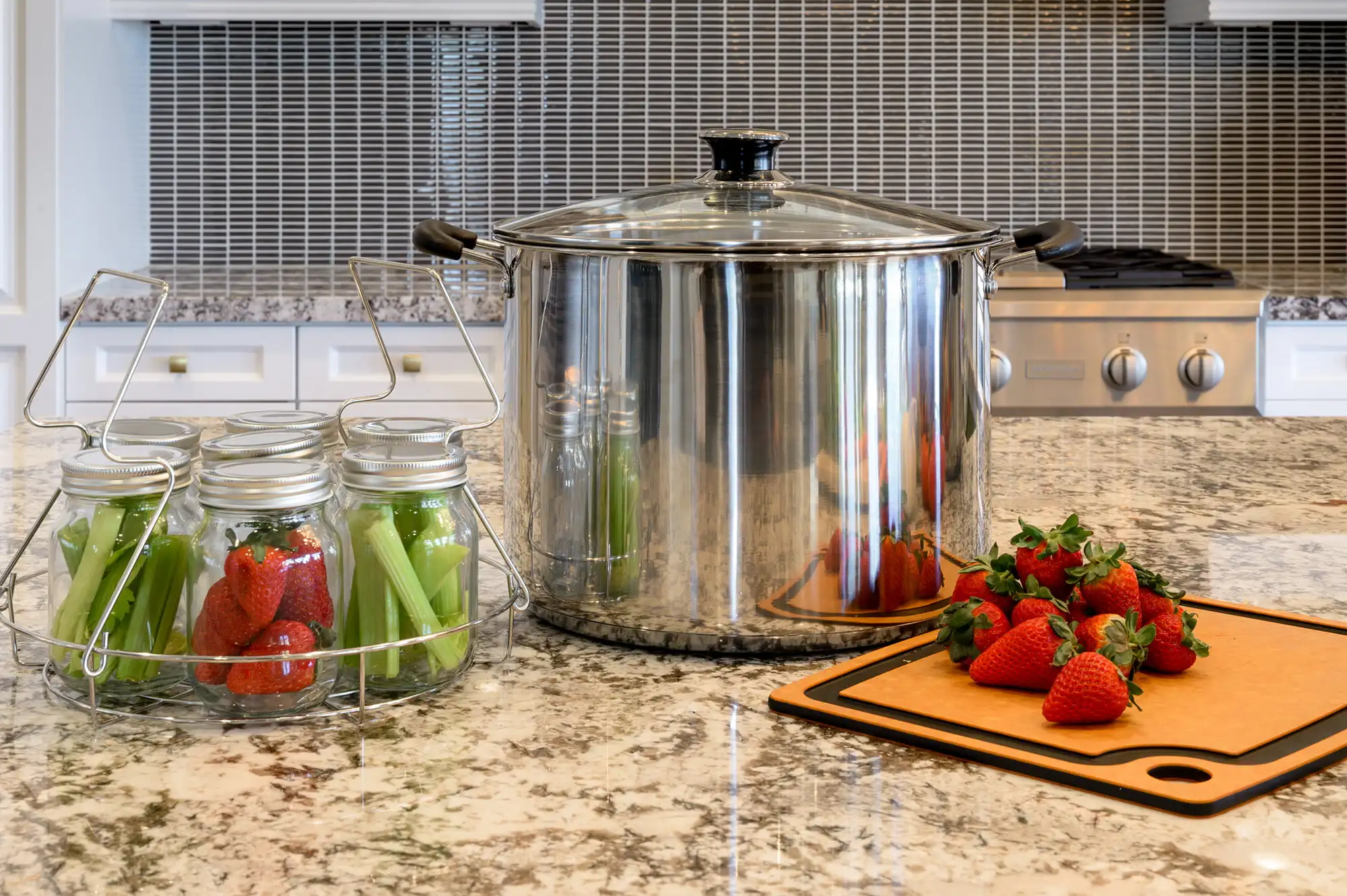 20QT Water Bath Canner Temperature Indicator Include (7-Pieces Canning Jar 16oz) with Rack, 20-Quart
20QT Water Bath Canner Temperature Indicator Include (7-Pieces Canning Jar 16oz) with Rack, 20-Quart