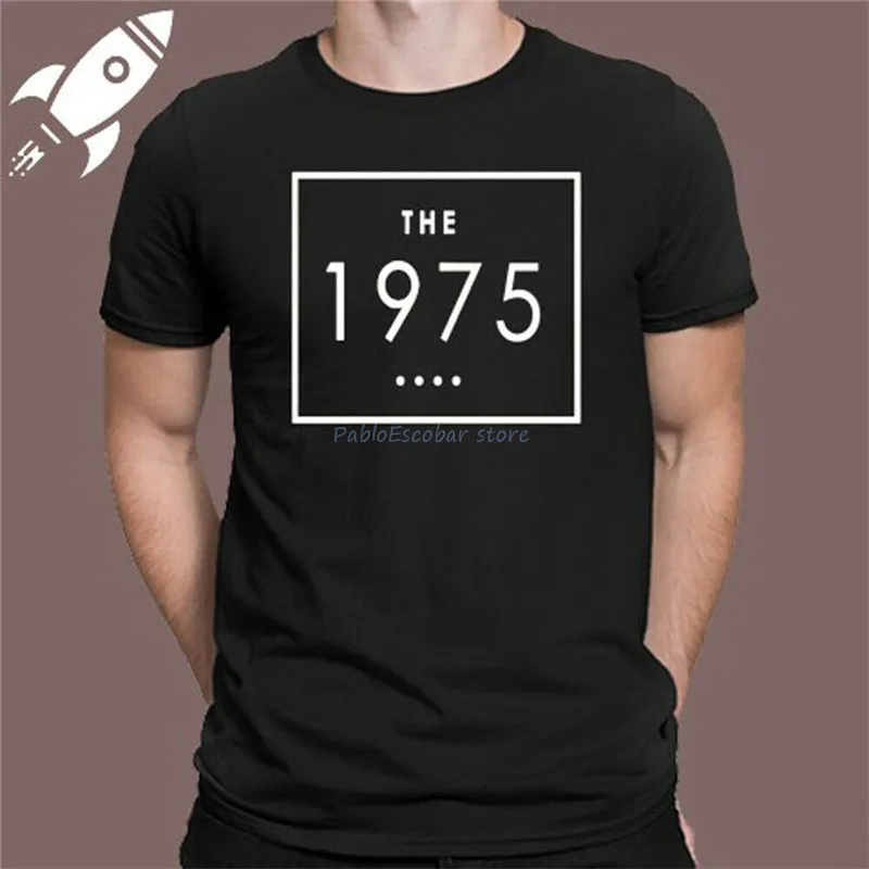 The 1975 Rock Band Logo Men'S Black T-Shirt Size S M L Xl 2Xl 5XL Custom Special Letter printing Vintage Tee Shirt Euro Size
The 1975 Rock Band Logo Men'S Black T-Shirt Size S M L Xl 2Xl 5XL Custom Special Letter printing Vintage Tee Shirt Euro Size