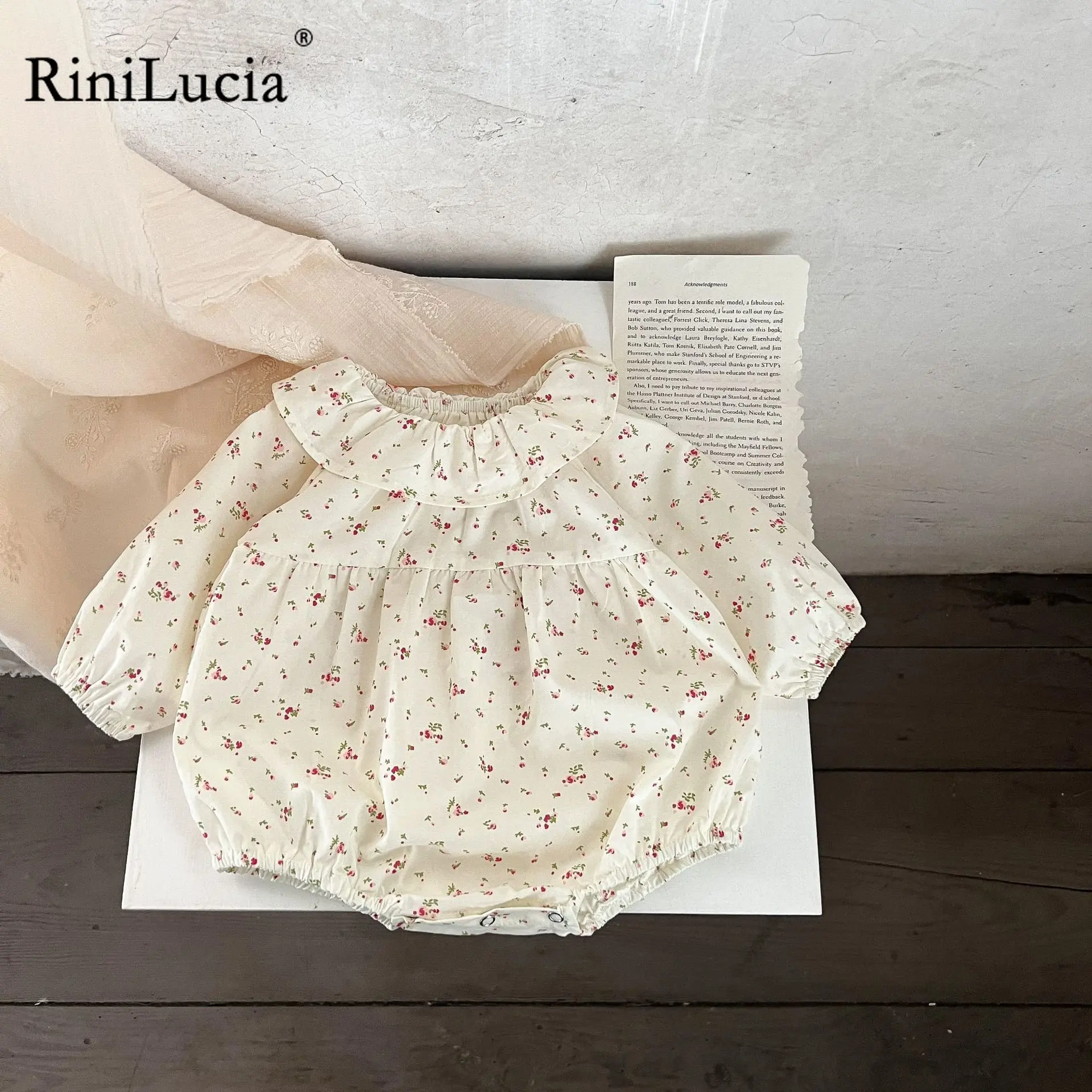 Newborn Toddler Rompers for Girls Spring Summer Floral Printing Jumpsuit Kid Body Long Sleeve Ruffles Bodysuit Clothes
Newborn Toddler Rompers for Girls Spring Summer Floral Printing Jumpsuit Kid Body Long Sleeve Ruffles Bodysuit Clothes