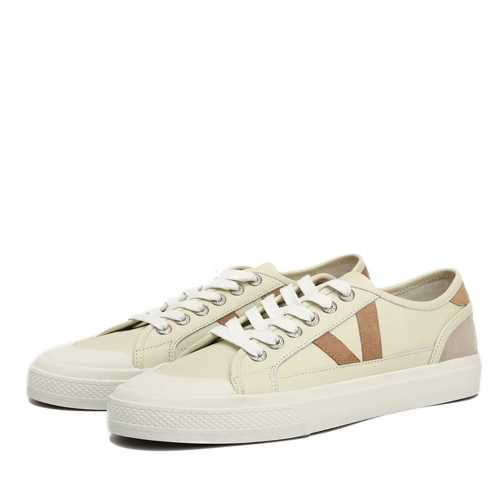 New Flat V Shaped Top Layer Cowhide Versatile Board Shoes Women Lace Up Comfortable Mixed Colors Casual Sport Sneakers
New Flat V Shaped Top Layer Cowhide Versatile Board Shoes Women Lace Up Comfortable Mixed Colors Casual Sport Sneakers