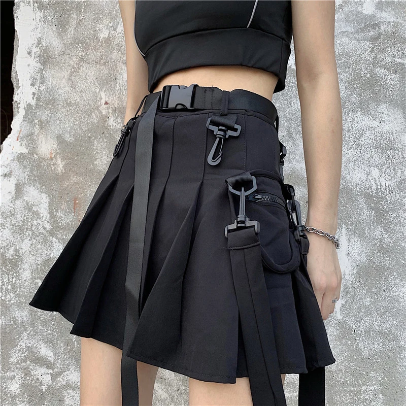 Y2K Gothic Harajuku Pleated Skirt Women Punk Belt Pocket Black High Waist A-Line Mini Skirt Mall Goth Kpop Summer Streetwear
Y2K Gothic Harajuku Pleated Skirt Women Punk Belt Pocket Black High Waist A-Line Mini Skirt Mall Goth Kpop Summer Streetwear