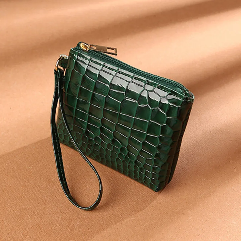 Женский мини-кошелек 2022, маленькая сумочка, европейский модный трендовый Дамский клатч с крокодиловым узором, Женский кошелек, сумочка для ... 
Женский мини-кошелек 2022, маленькая сумочка, европейский модный трендовый Дамский клатч с крокодиловым узором, Женский кошелек, сумочка для ...