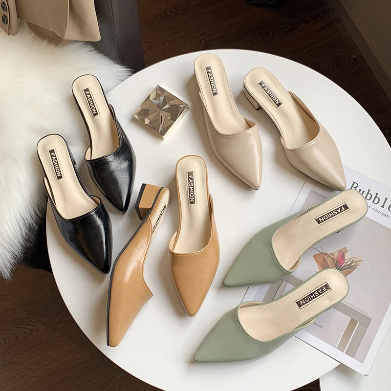 Shoes Woman 2022 Pointed Toe Low Slippers Soft Pantofle Luxury Slides Square heel Shallow Cover Comfort New Designer Block Fashi
Shoes Woman 2022 Pointed Toe Low Slippers Soft Pantofle Luxury Slides Square heel Shallow Cover Comfort New Designer Block Fashi