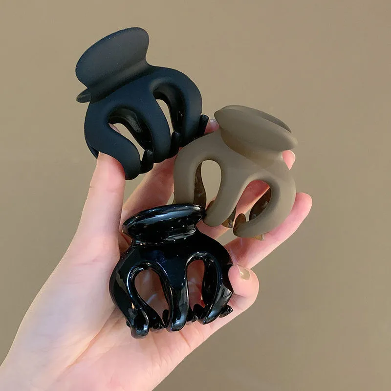 Black Hairpin Grab Clip Invisible Pad High Show High Ponytail Clip Pumpkin Clip Large Fixed Magic Bangs Side Hairpin
Black Hairpin Grab Clip Invisible Pad High Show High Ponytail Clip Pumpkin Clip Large Fixed Magic Bangs Side Hairpin