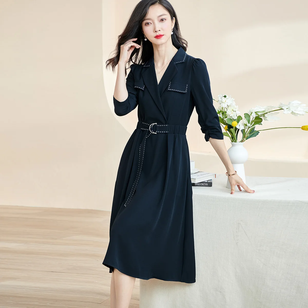 Autumn A-line Long Sleeve Women Dress New Office Lady Knee Length French Fashion Vintage Dress Commuter Sheath Women Dresses
Autumn A-line Long Sleeve Women Dress New Office Lady Knee Length French Fashion Vintage Dress Commuter Sheath Women Dresses