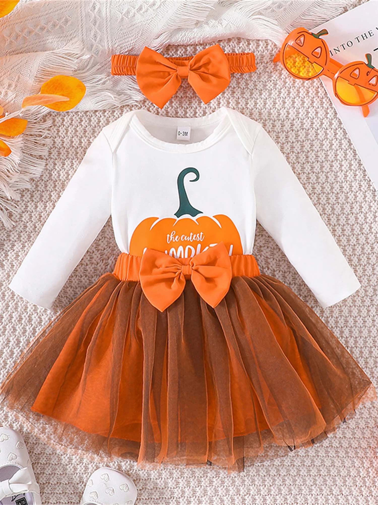

Baby Girl Long Sleeve Romper with Tiered Tutu Skirt Set and Bow Headband - Adorable Fall Winter Outfit Sets for Toddlers