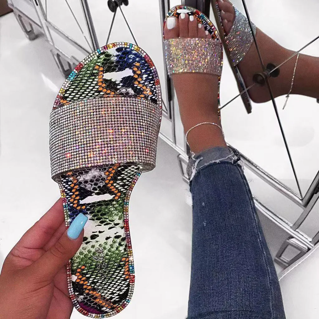 Outdoor Slippers Flat Beach Shoes Fashion Print Women Footwear 2022 Summer Ladies Flip Flops Indoor Anti-slip Slides New Sandals
Outdoor Slippers Flat Beach Shoes Fashion Print Women Footwear 2022 Summer Ladies Flip Flops Indoor Anti-slip Slides New Sandals