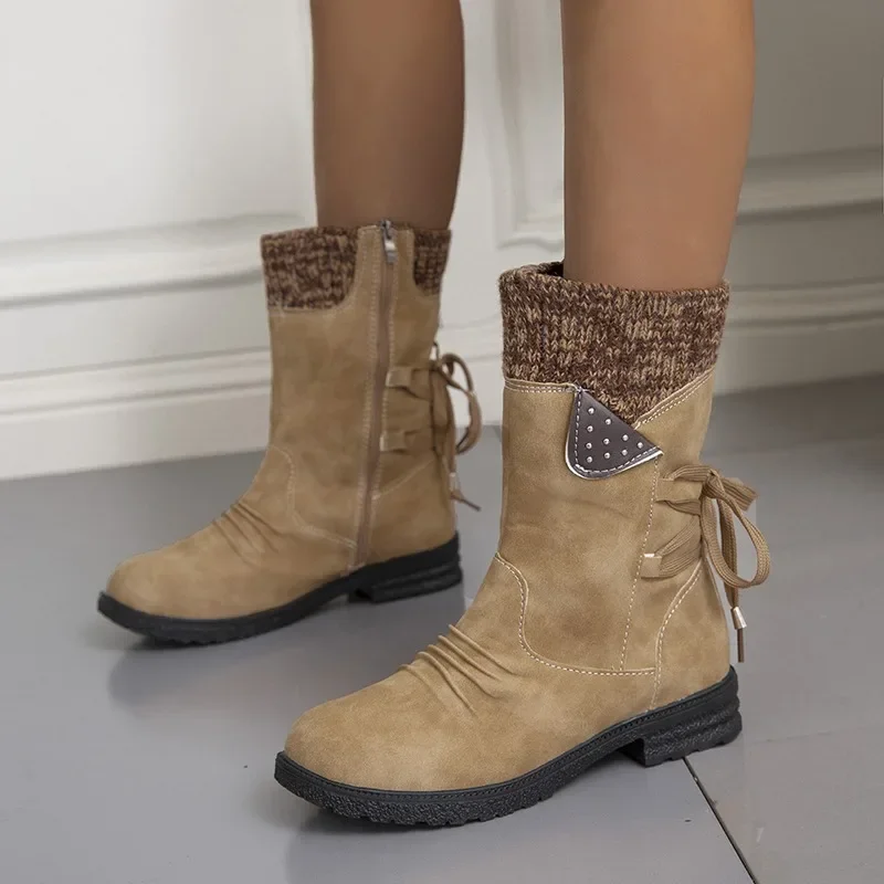 

Женские теплые ботинки на молнии сбоку, сапоги до середины икры со шнуровкой сзади, женские плиссированные ботинки с заклепками и круглым носком, женская обувь на низком каблуке, 2023