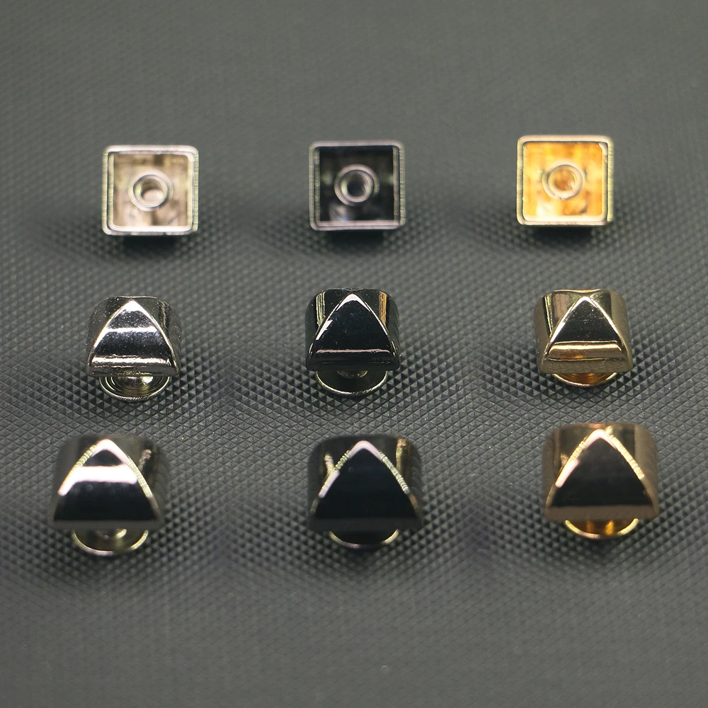 10Sets 10/12mm square pyramid black rivet leather decoration buckle screw foot leather case belt metal arc rivet
10Sets 10/12mm square pyramid black rivet leather decoration buckle screw foot leather case belt metal arc rivet