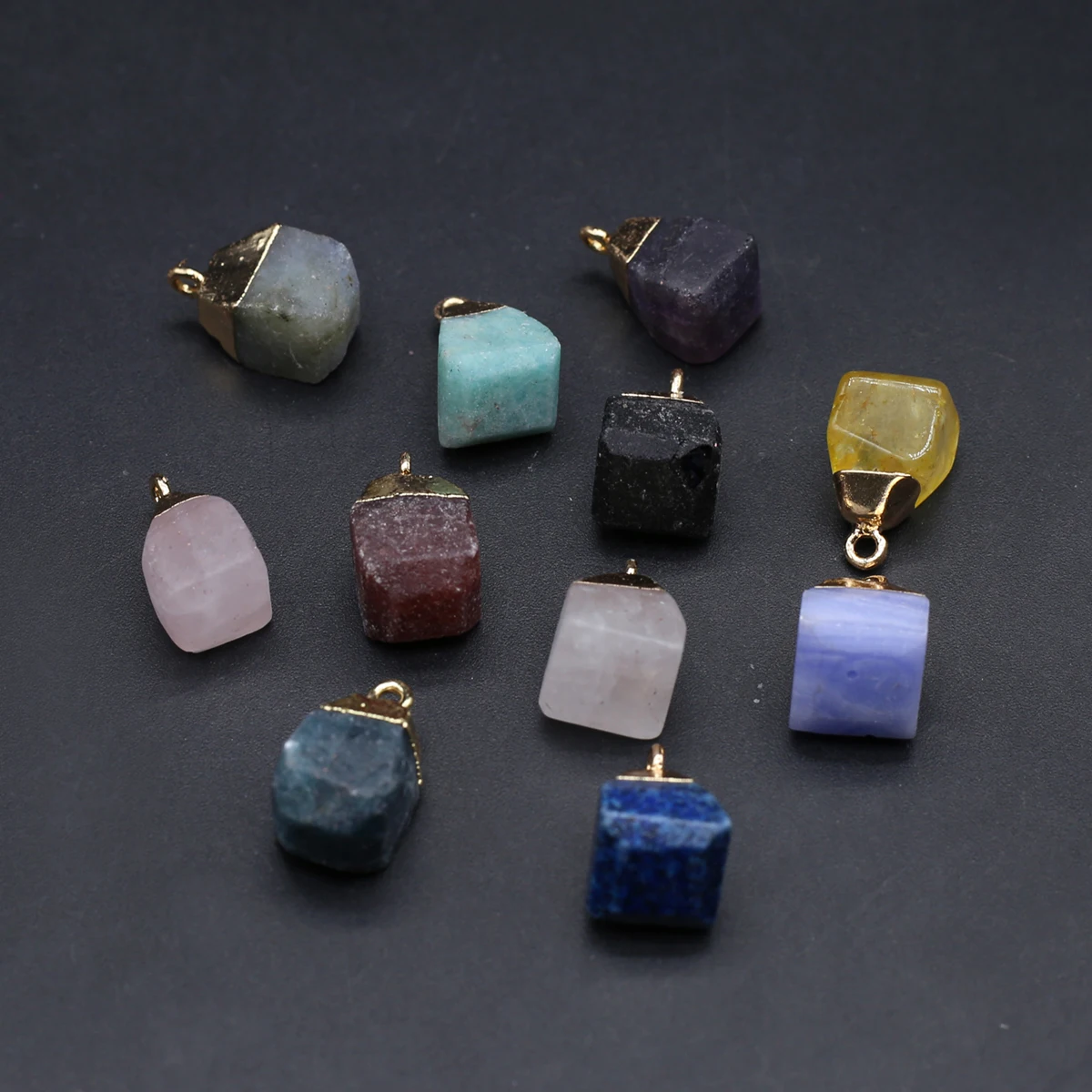Natural Semiprecious Stone Random Color Irregular Shaped Pendant 18x11mm Jewelry Making DIY Necklace Earrings Accessories Gift
Natural Semiprecious Stone Random Color Irregular Shaped Pendant 18x11mm Jewelry Making DIY Necklace Earrings Accessories Gift