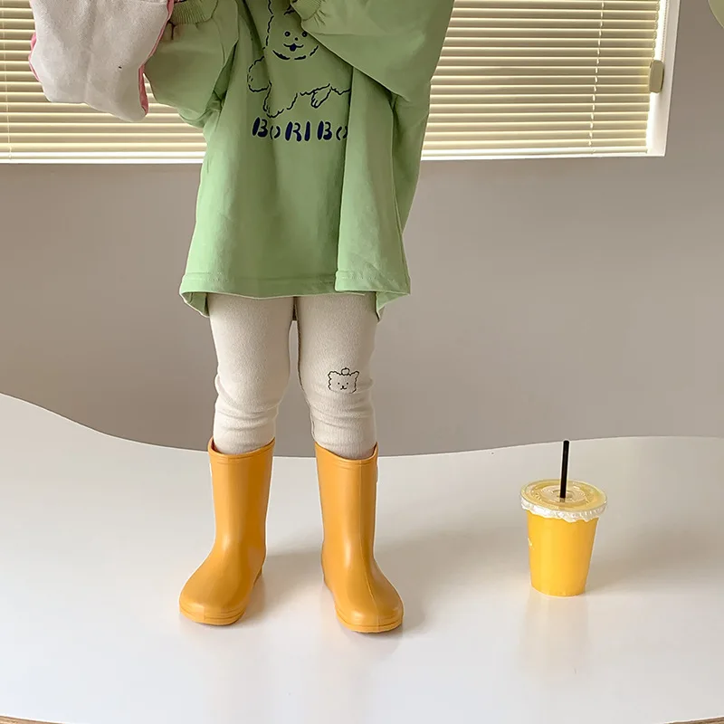 Children's Bear Pit Strip Leggings 2022 Autumn and Winter New Korean Version Girls Cartoon Printing
Children's Bear Pit Strip Leggings 2022 Autumn and Winter New Korean Version Girls Cartoon Printing