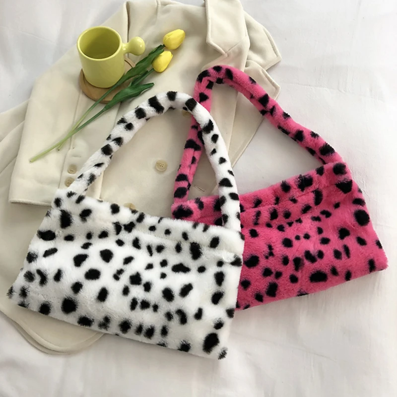 2022 Cute Plush Female Shoulder Bags Printed Leopard Crossbody Bags High Capacity Girl Pocket Winter Warm Fluffy Totes Handbag
2022 Cute Plush Female Shoulder Bags Printed Leopard Crossbody Bags High Capacity Girl Pocket Winter Warm Fluffy Totes Handbag