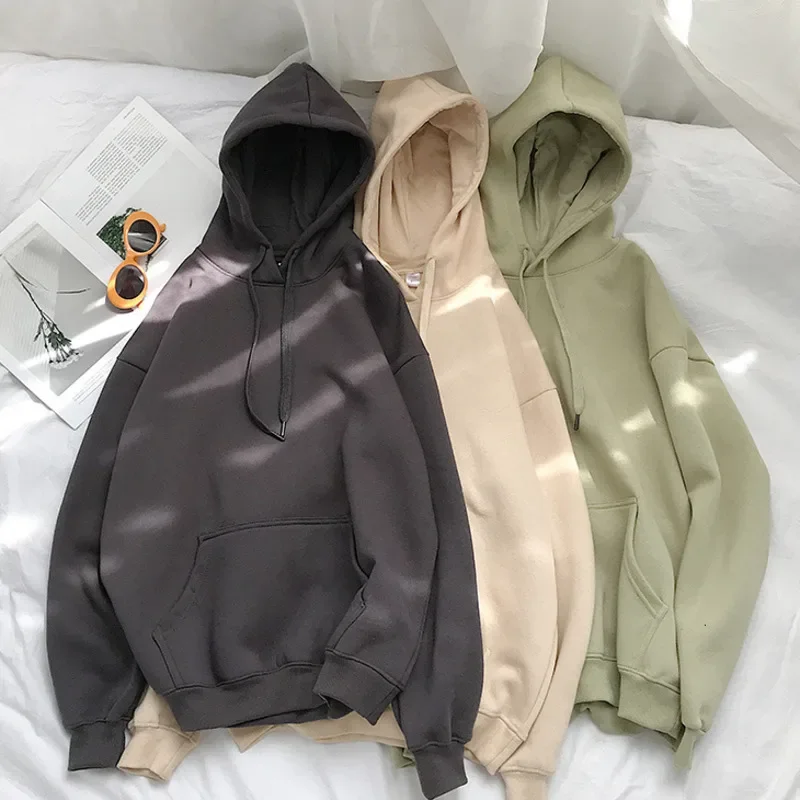 Autumn Thin Couple Sweaters for Men and Women Hooded New Trend Solid Color Off-the-shoulder Casual Sports Comfortable Hoodie
Autumn Thin Couple Sweaters for Men and Women Hooded New Trend Solid Color Off-the-shoulder Casual Sports Comfortable Hoodie