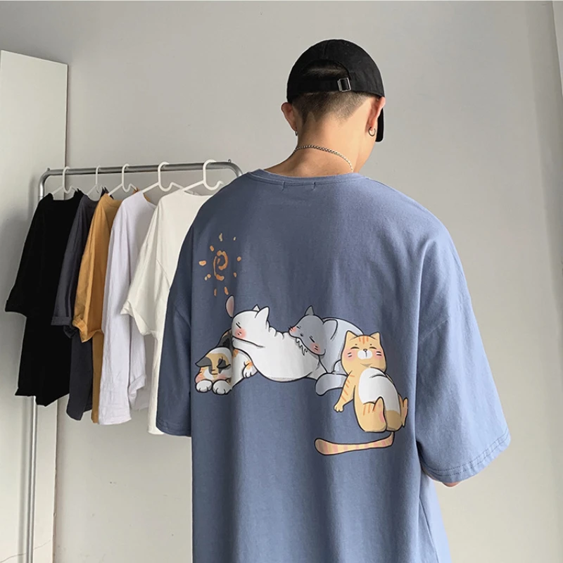 Japanese Style Anime Mens T-shirts Casual Cartoon Cats Graphic T Shirts Cute Streetwear Loose Print Tees Short Sleeve Unisex Top
Japanese Style Anime Mens T-shirts Casual Cartoon Cats Graphic T Shirts Cute Streetwear Loose Print Tees Short Sleeve Unisex Top