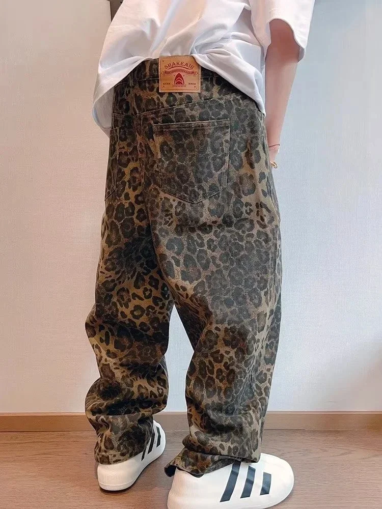 Y2K Vintage Men Streetwear Tan Leopard Vintage Cargo Pants Baggy Jeans Straight Trousers Wide Leg Denim Oversize Women Clothes
Y2K Vintage Men Streetwear Tan Leopard Vintage Cargo Pants Baggy Jeans Straight Trousers Wide Leg Denim Oversize Women Clothes