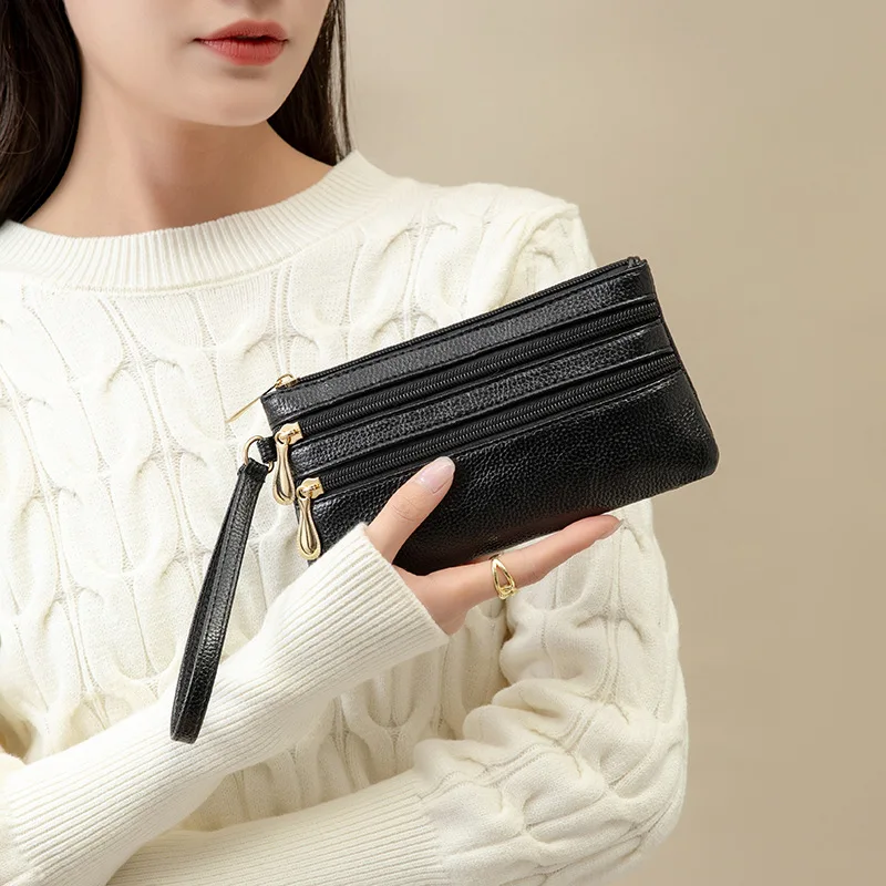 PU Soft Leather Wristlet Women's Lychee Pattern Long Style Wrist Bag Multi Pocket Wrist Wallet Handheld Phone Bag Lady Clutches
PU Soft Leather Wristlet Women's Lychee Pattern Long Style Wrist Bag Multi Pocket Wrist Wallet Handheld Phone Bag Lady Clutches