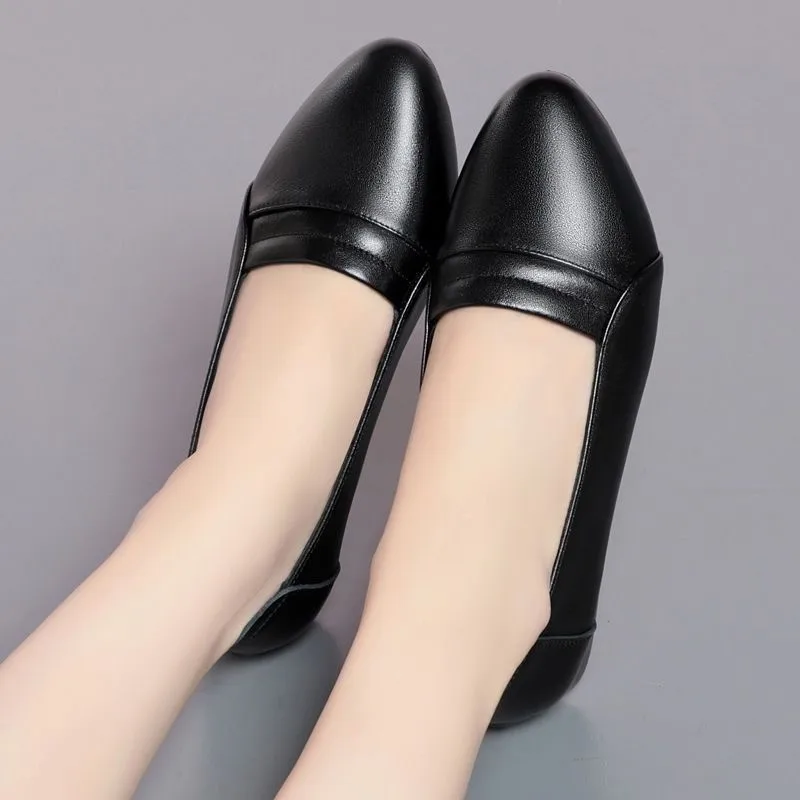 Mother's Shoes New Flat Bottom Flat Heel Round Head Women's Shoes Non-slip Shallow Mouth Soft Women's Shoes
Mother's Shoes New Flat Bottom Flat Heel Round Head Women's Shoes Non-slip Shallow Mouth Soft Women's Shoes